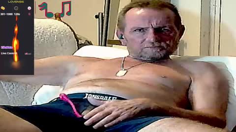 Snapshot of forexxxx_man chatting on January 3, 12:43 am doc online show from January 3, 12:43 am