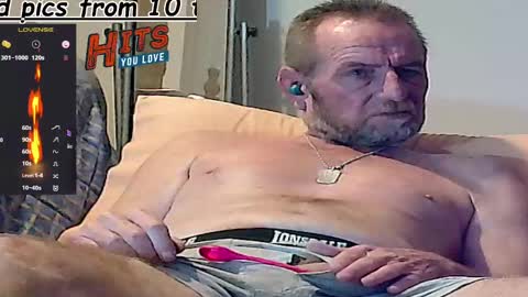 Snapshot of forexxxx_man chatting on February 17, 1:58 am doc online show from February 17, 1:58 am
