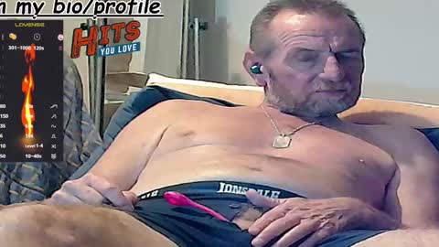 Snapshot of forexxxx_man chatting on February 14, 1:56 am doc online show from February 14, 1:56 am