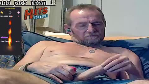 Snapshot of forexxxx_man chatting on February 12, 2:24 am doc online show from February 12, 2:24 am