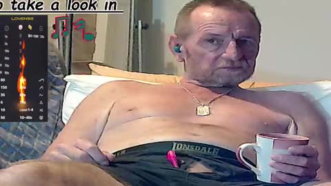 Snapshot of forexxxx_man chatting on February 2, 1:55 am doc online show from February 2, 1:55 am