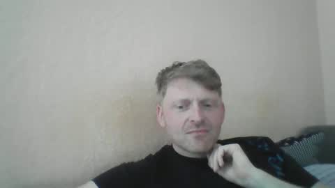 forgotten_lover online show from May 11, 8:49 am