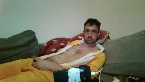 foxikxx69 online show from April 11, 12:51 am