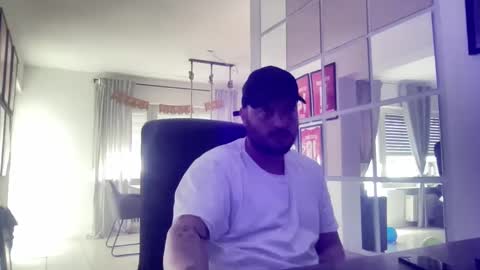 fraaafraaa1202 online show from February 13, 2:09 pm