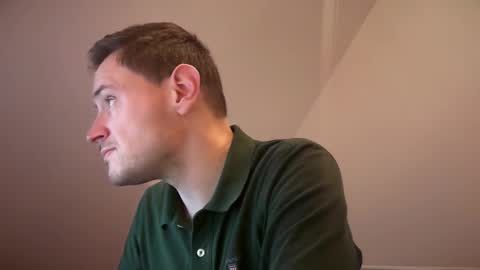 fraisetagada359 online show from February 10, 9:25 am