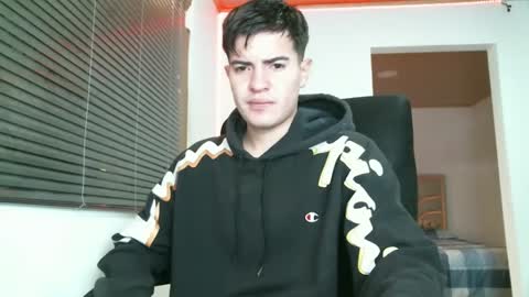 franccesco_699 online show from December 30, 4:40 pm