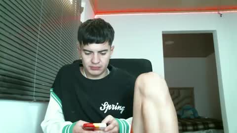 franccesco_699 online show from December 28, 4:52 pm
