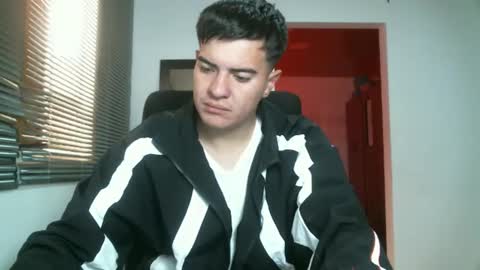 franccesco_699 online show from September 22, 5:23 pm