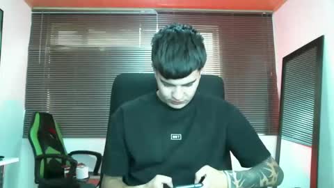 franccesco_699 online show from September 9, 5:45 pm