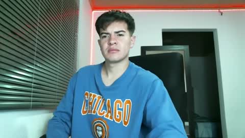franccesco_699 online show from January 16, 1:06 am