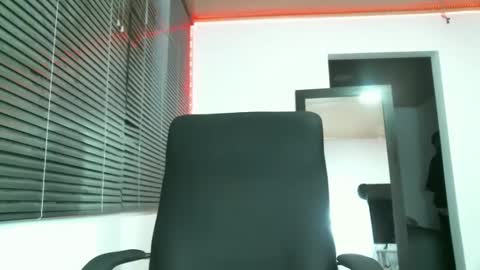 franccesco_699 online show from January 27, 1:26 am
