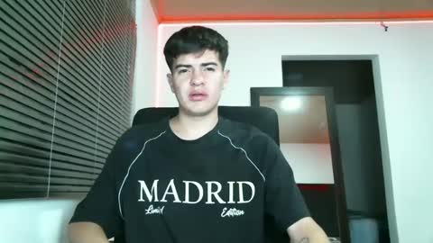 franccesco_699 online show from January 18, 3:35 am