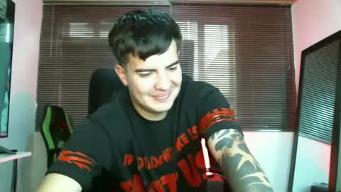 franccesco_699 online show from September 10, 5:55 pm