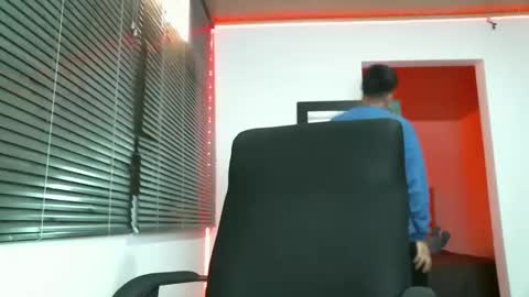 franccesco_699 online show from February 2, 6:20 pm