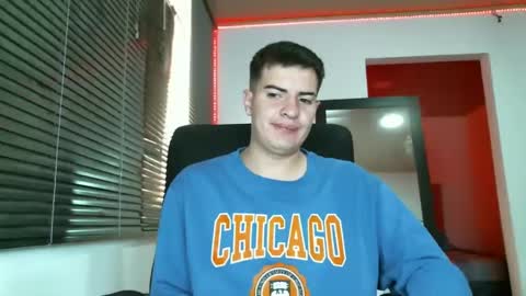 franccesco_699 online show from February 9, 5:33 pm