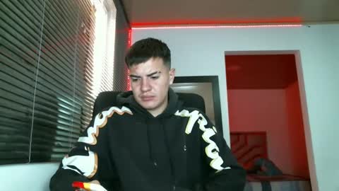 franccesco_699 online show from February 25, 5:47 pm
