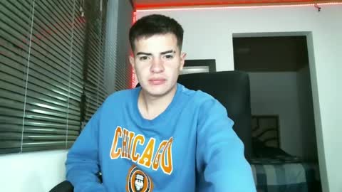 franccesco_699 online show from February 9, 2:49 am