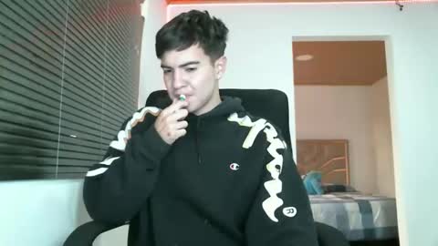 franccesco_699 online show from January 5, 5:41 pm