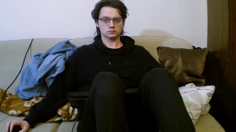 Frank online show from April 2, 8:16 pm