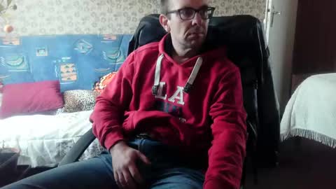 Snapshot of franck143544 chatting on January 15, 9:35 am franck143544 online show from January 15, 9:35 am