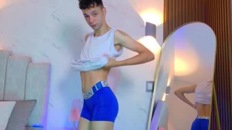 Snapshot of franco_boys chatting on October 7, 11:53 pm Franco online show from October 7, 11:53 pm
