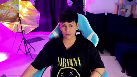 frank online show from November 19, 12:43 am