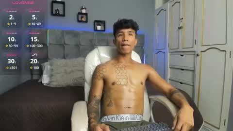 frank98_ online show from September 27, 9:45 pm