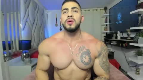 frank_foxx1 online show from May 5, 5:09 am