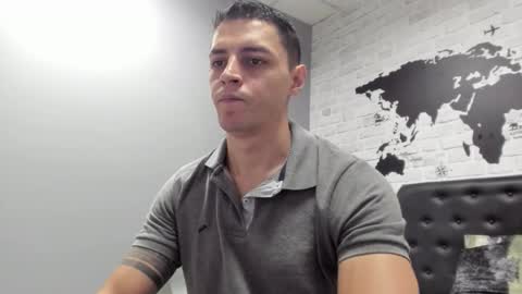 Frank online show from December 5, 8:05 pm