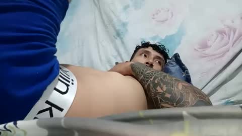 frankdanielsmolano online show from April 17, 2:58 am