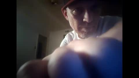 Famous Blue Eyes online show from April 15, 9:31 am