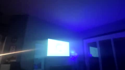 Snapshot of frankievw9 chatting on September 27, 2:09 am frankievw9 online show from September 27, 2:09 am