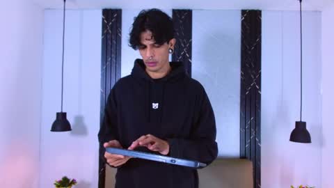 Snapshot of franvill_trato chatting on September 26, 7:44 pm Franvill trato online show from September 26, 7:44 pm