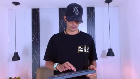 Snapshot of franvill_trato chatting on September 29, 7:54 pm Franvill trato online show from September 29, 7:54 pm
