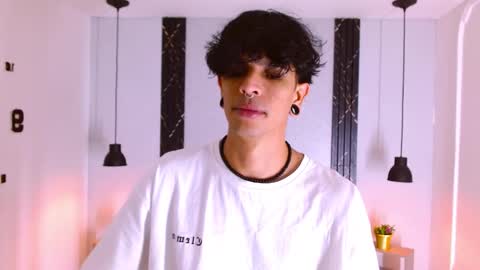 Snapshot of franvill_trato chatting on October 4, 8:13 pm Franvill trato online show from October 4, 8:13 pm