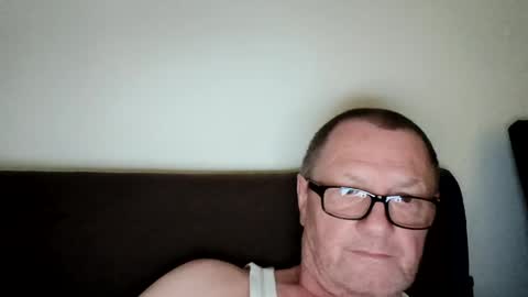Wolfi online show from June 9, 6:37 am