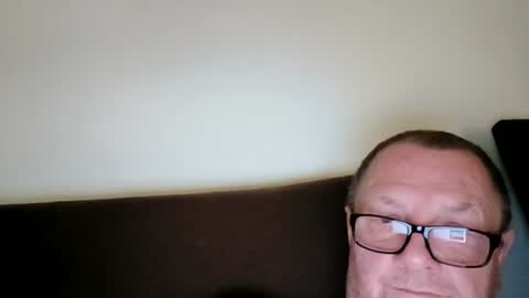 Wolfi online show from June 17, 6:48 am
