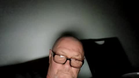 Wolfi online show from February 4, 7:14 am