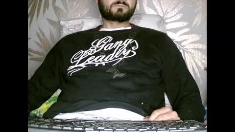 Snapshot of fred4games77 chatting on January 26, 12:37 am fred online show from January 26, 12:37 am