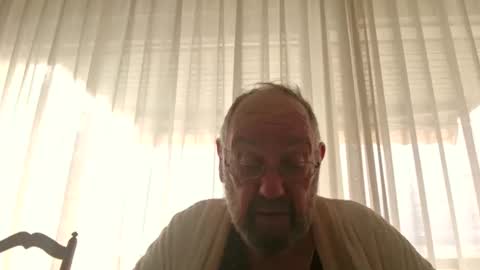 Snapshot of fredaldavid chatting on September 28, 8:23 am David Fredal online show from September 28, 8:23 am