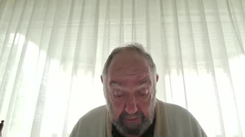 Snapshot of fredaldavid chatting on October 12, 10:20 am David Fredal online show from October 12, 10:20 am