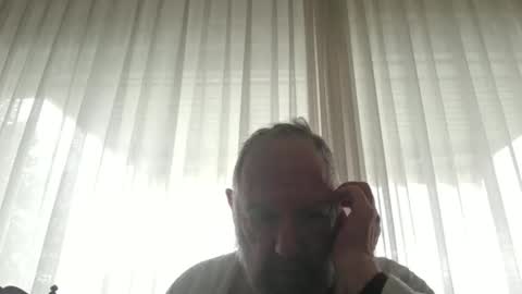 Snapshot of fredaldavid chatting on October 4, 9:58 am David Fredal online show from October 4, 9:58 am