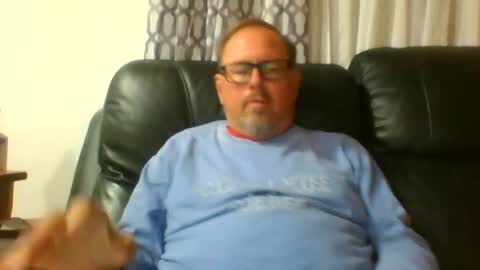 Just  Fred online show from June 18, 4:25 am