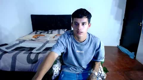 Snapshot of freddy_romans2 chatting on September 29, 1:48 am freddy romans online show from September 29, 1:48 am