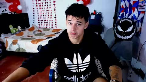 freddy romans online show from April 19, 11:20 am