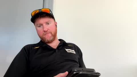 freddybobby90 online show from February 1, 8:13 am