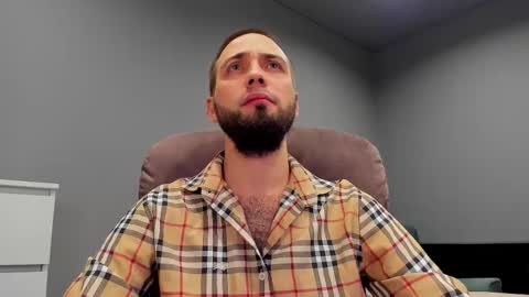 Snapshot of free_man___ chatting on October 15, 4:36 pm Andrew online show from October 15, 4:36 pm