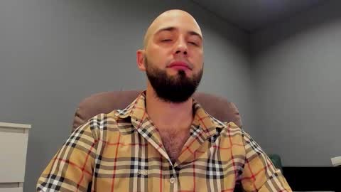 Snapshot of free_man___ chatting on October 16, 7:22 pm Andrew online show from October 16, 7:22 pm