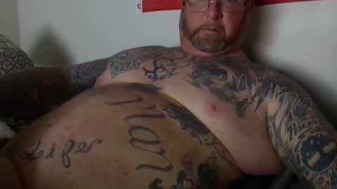 Snapshot of freebird739 chatting on December 8, 11:14 am Freebird739 online show from December 8, 11:14 am