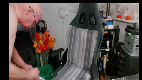 Snapshot of freecamdick chatting on February 10, 6:31 am freecamdick online show from February 10, 6:31 am